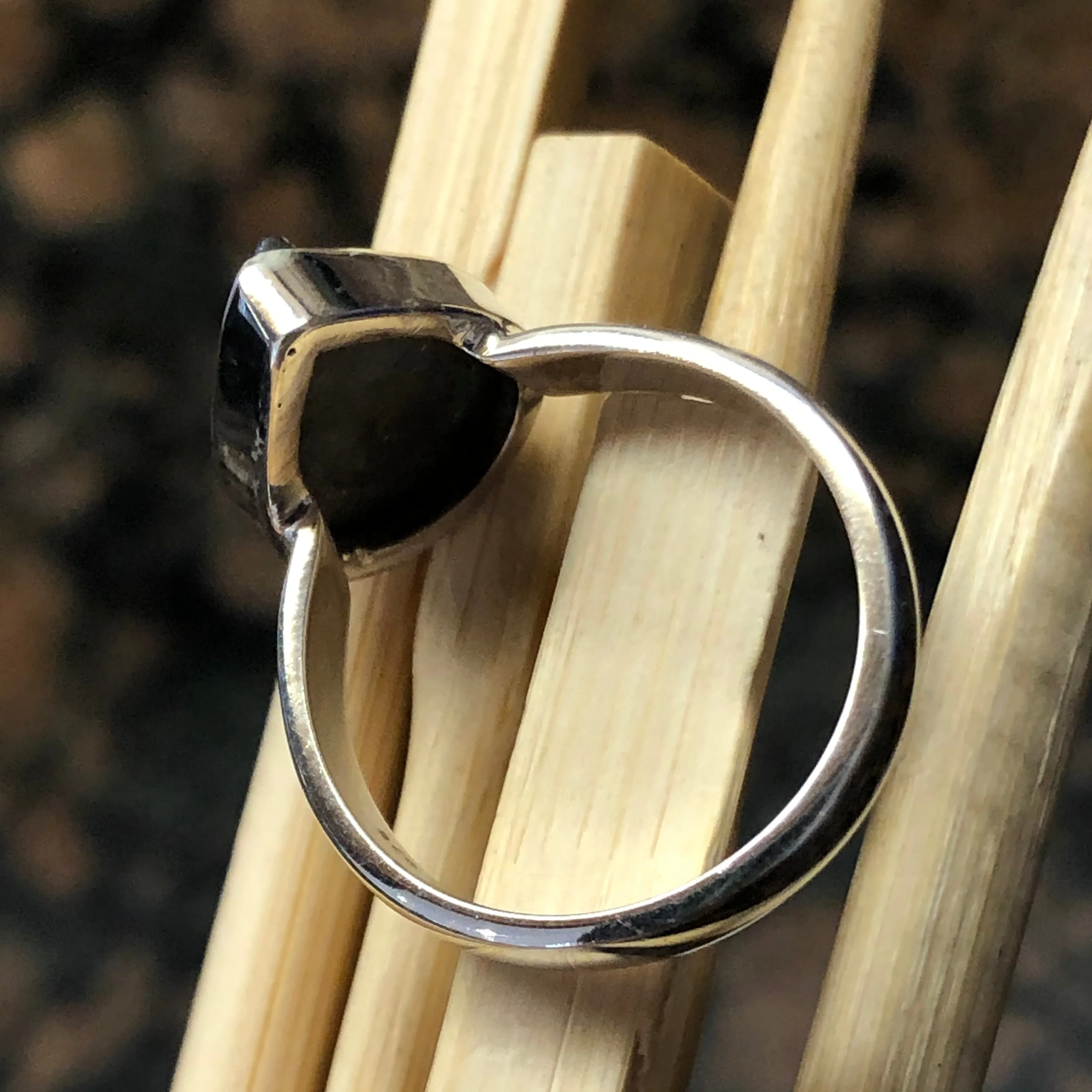 Natural Silicone 925 Solid Sterling Silver Ring Size 7