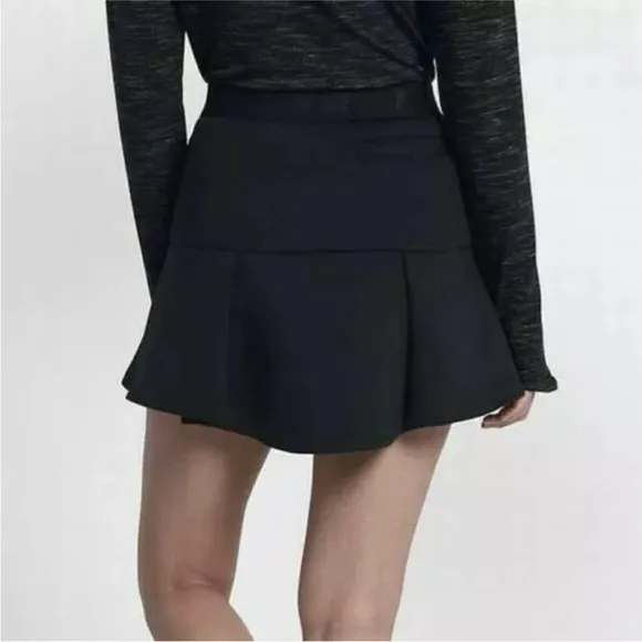 Nike Women's Flare Golf Skirt Size Small