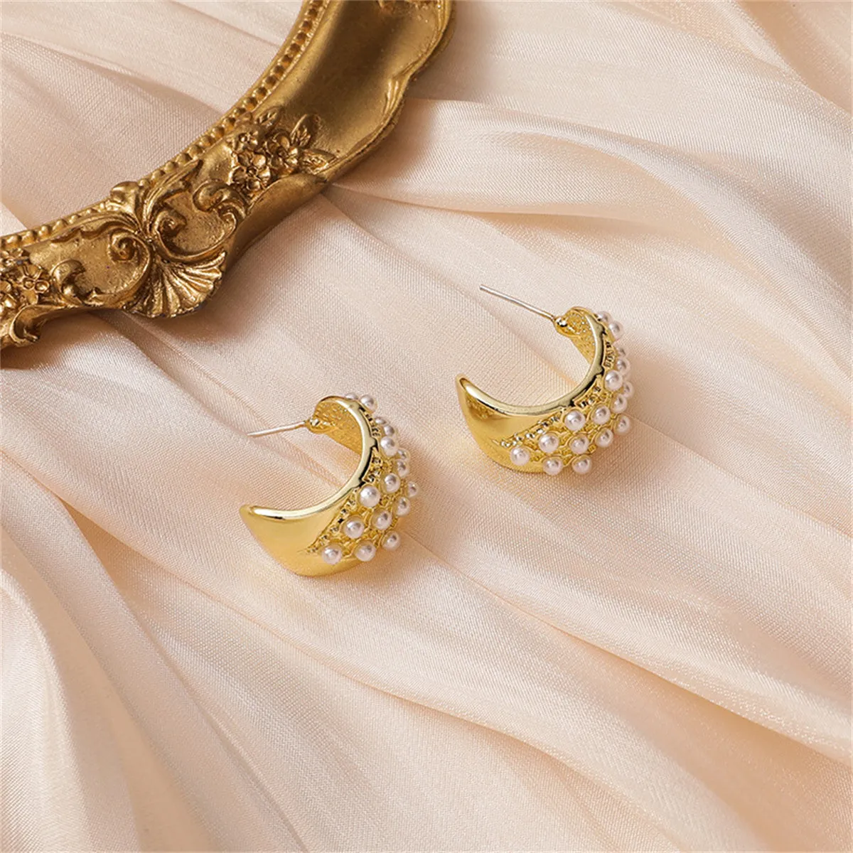 Pearl & 18K Gold-Plated Huggie Earrings