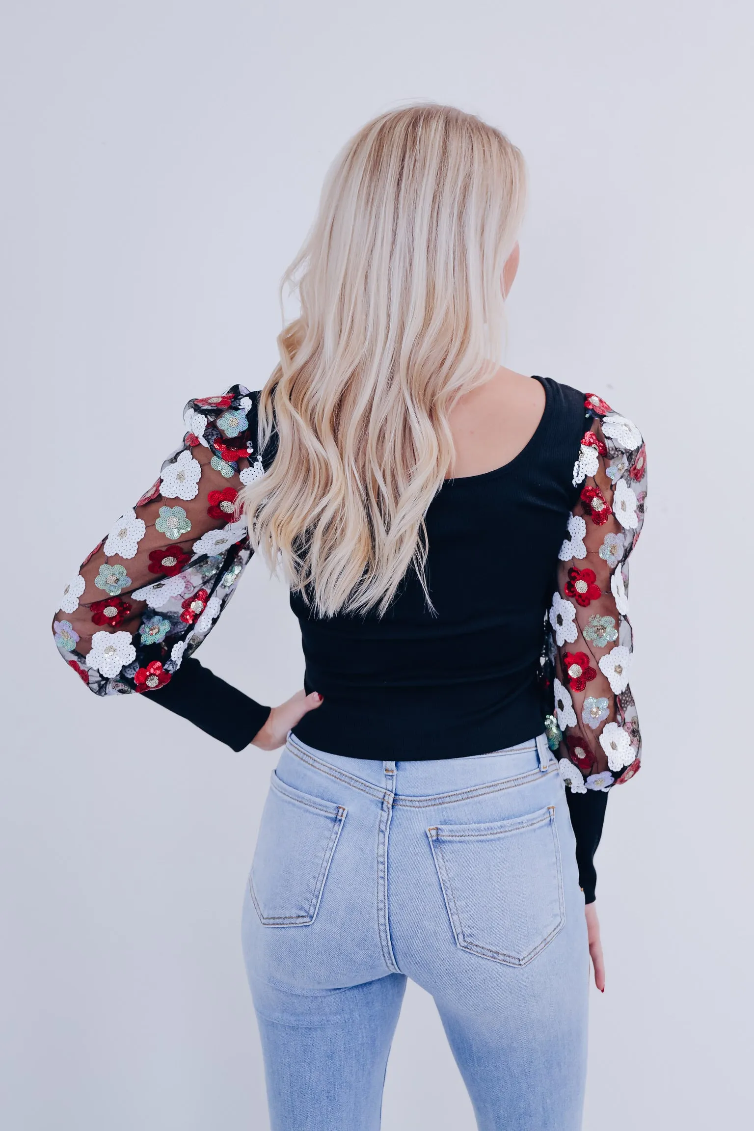 Poised Sequin Puff Sleeve Top -Black