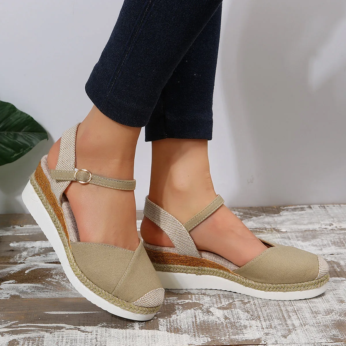 Pratibha® | Comfortable Platform Sandals