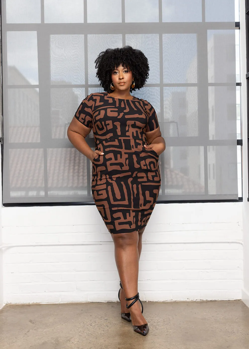 Sabella Women's African Print Stretch Dress (Espresso Geometric)