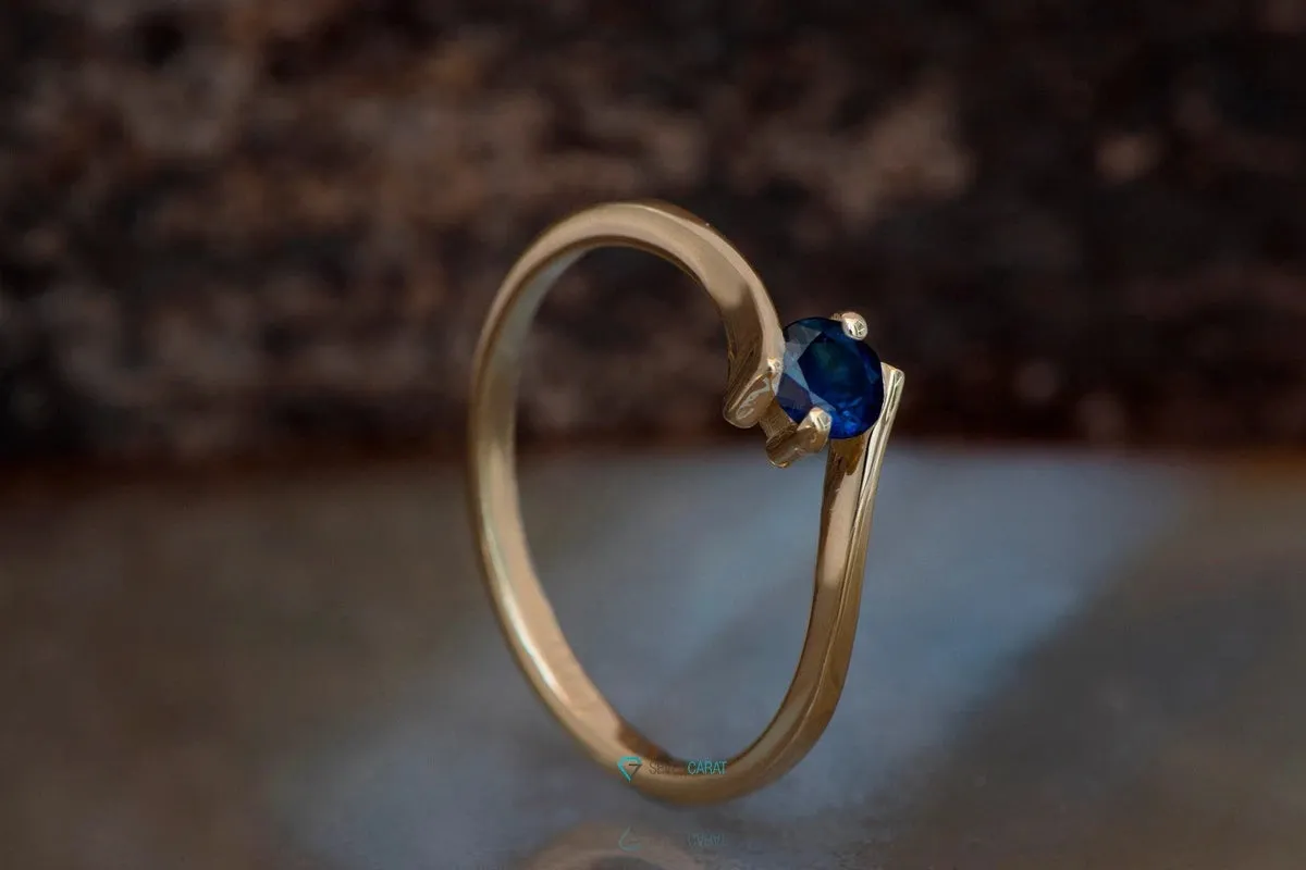 Sapphire solitaire ring