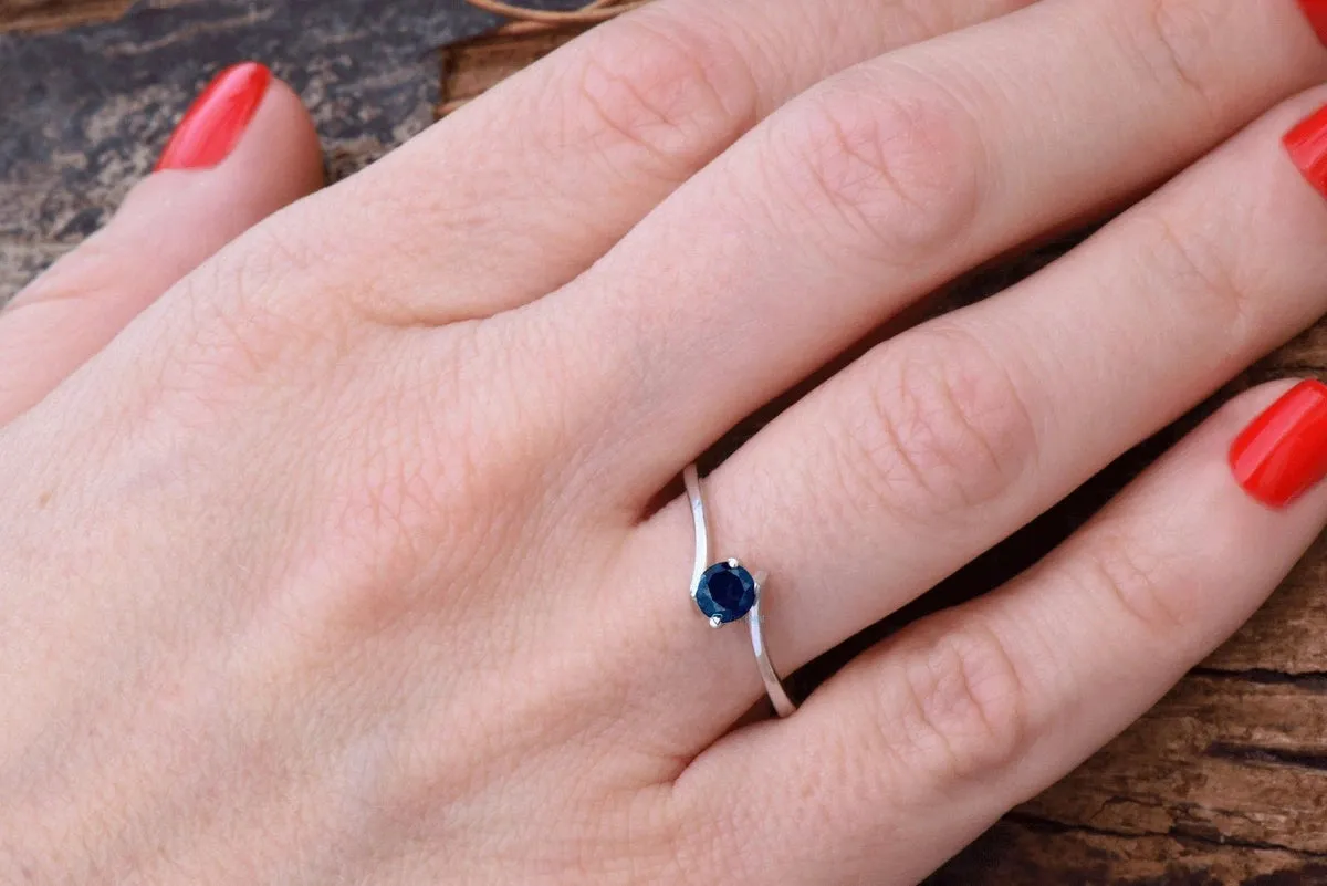 Sapphire solitaire ring