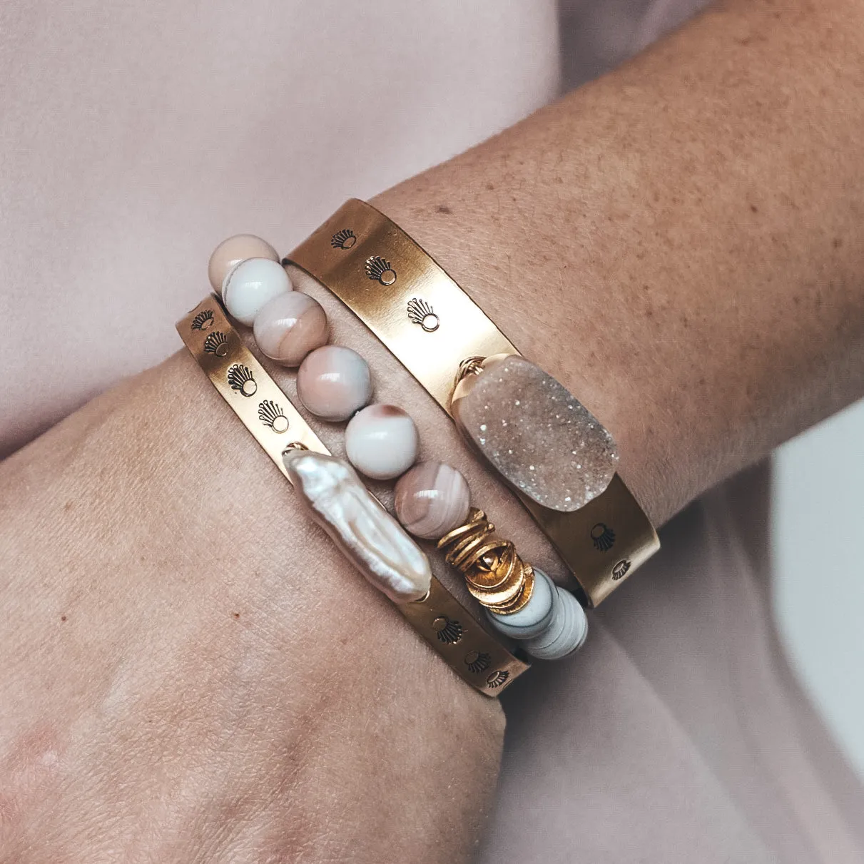 Selene Cuff - Freshwater Pearl