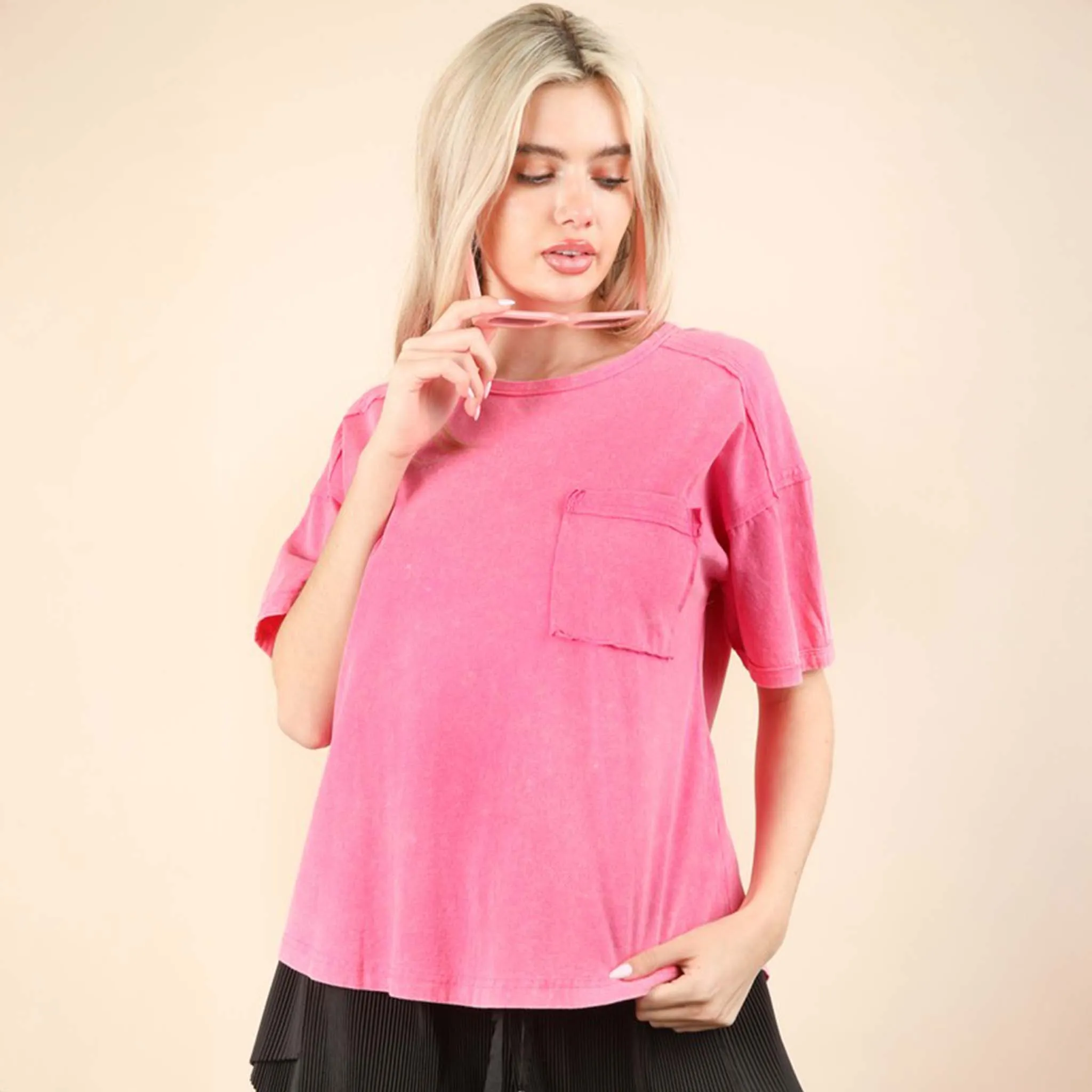 Short Sleeve Pocket Back Seam Top