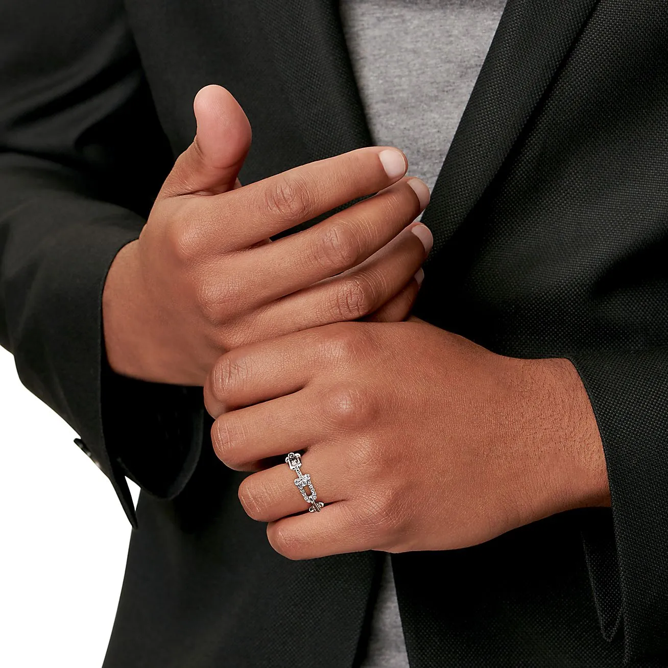 Small Link Ring