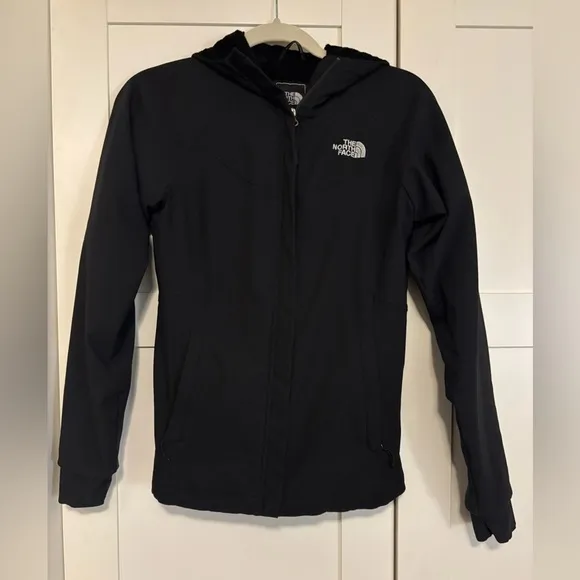 The North Face Women's Shelbe Raschel Black Jacket