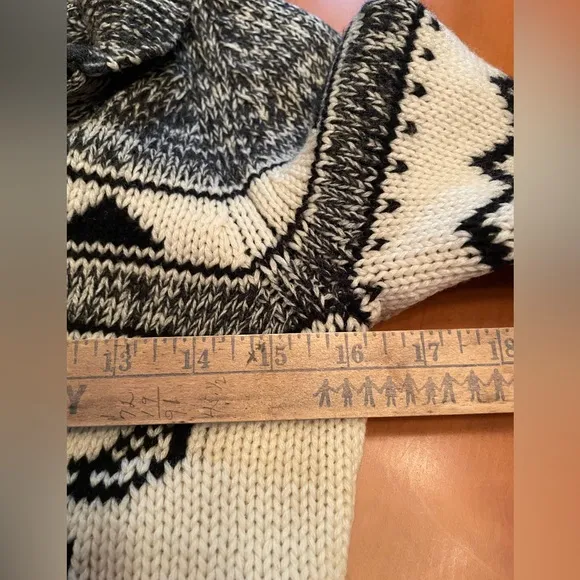 TNA 100% Lambswool Aztec black &amp; cream zip front cowl collar Sweater Ladies SZ:M