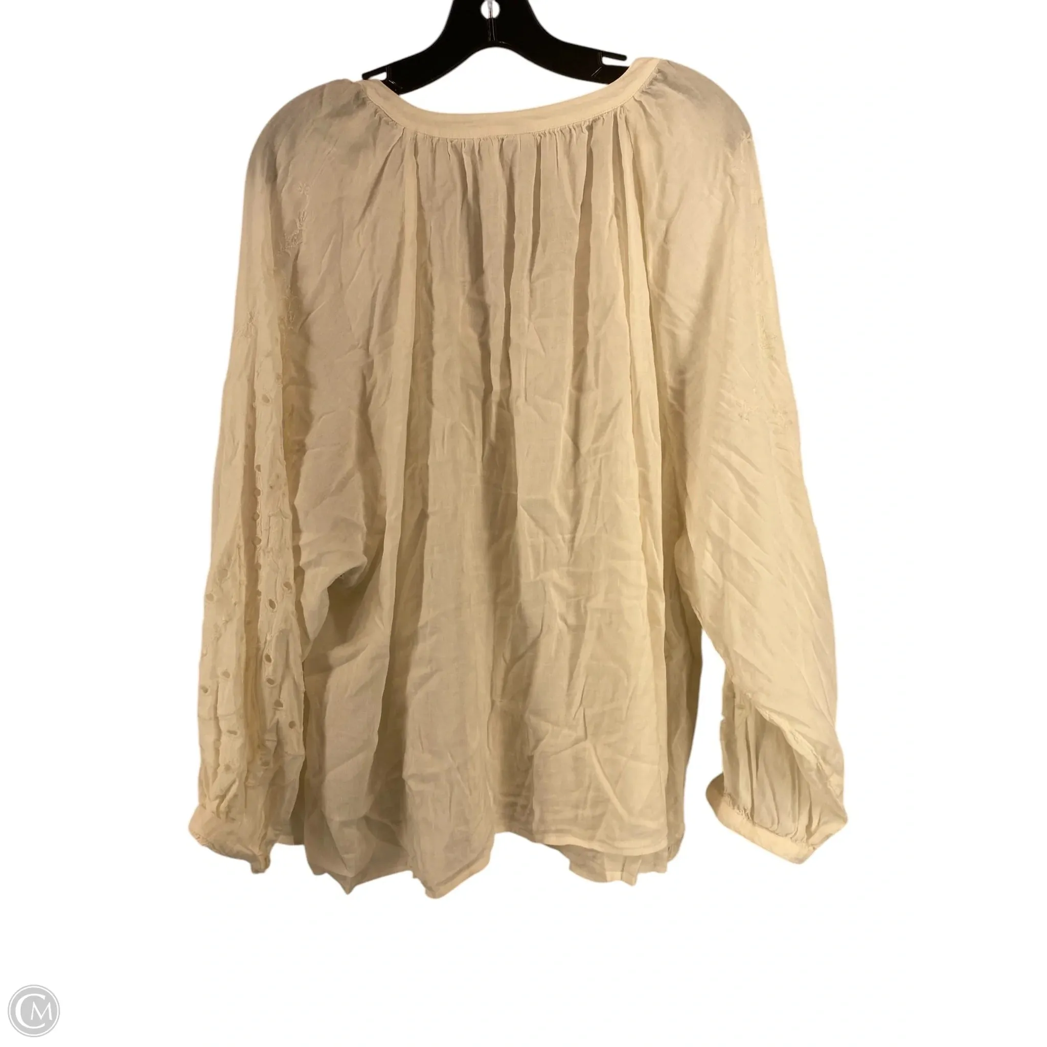 Top Long Sleeve By Old Navy In White, Size: Xxl