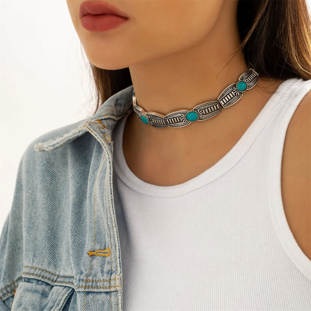Turquoise & Silver-Plated Oval-Cut Choker Necklace