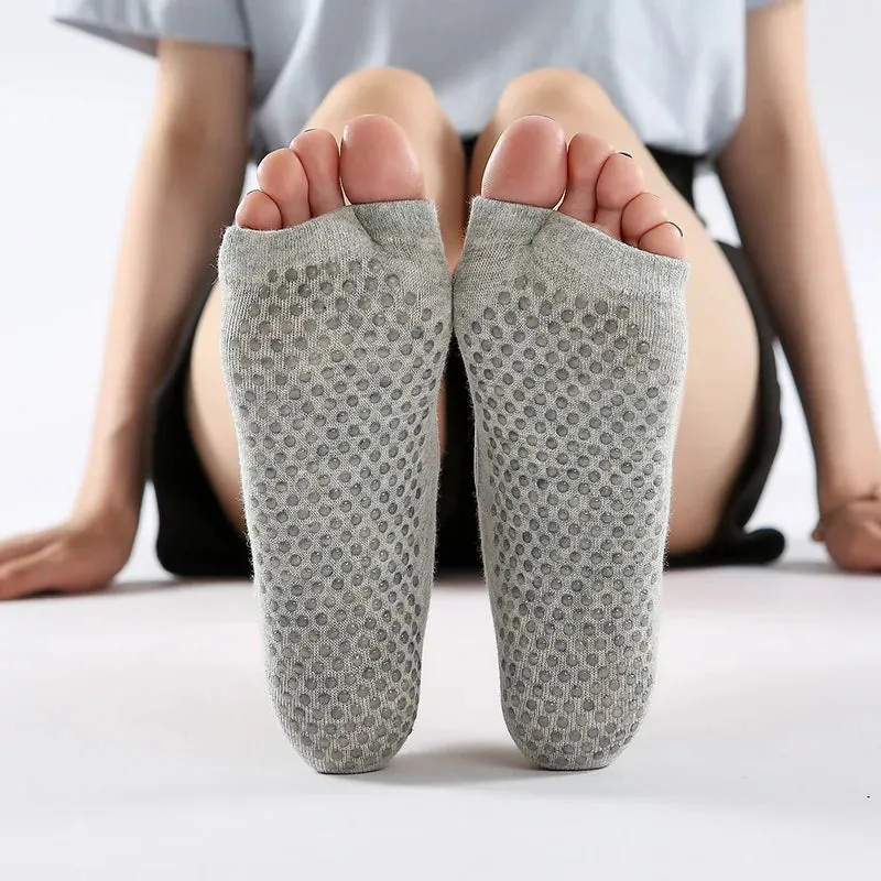 Two-Toes Pilates Socks - Women's Toeless Non-Slip Yoga Socks, Ladies Cotton Dance Ballet Fitness Gym Sport Open Toe Socks Slippers