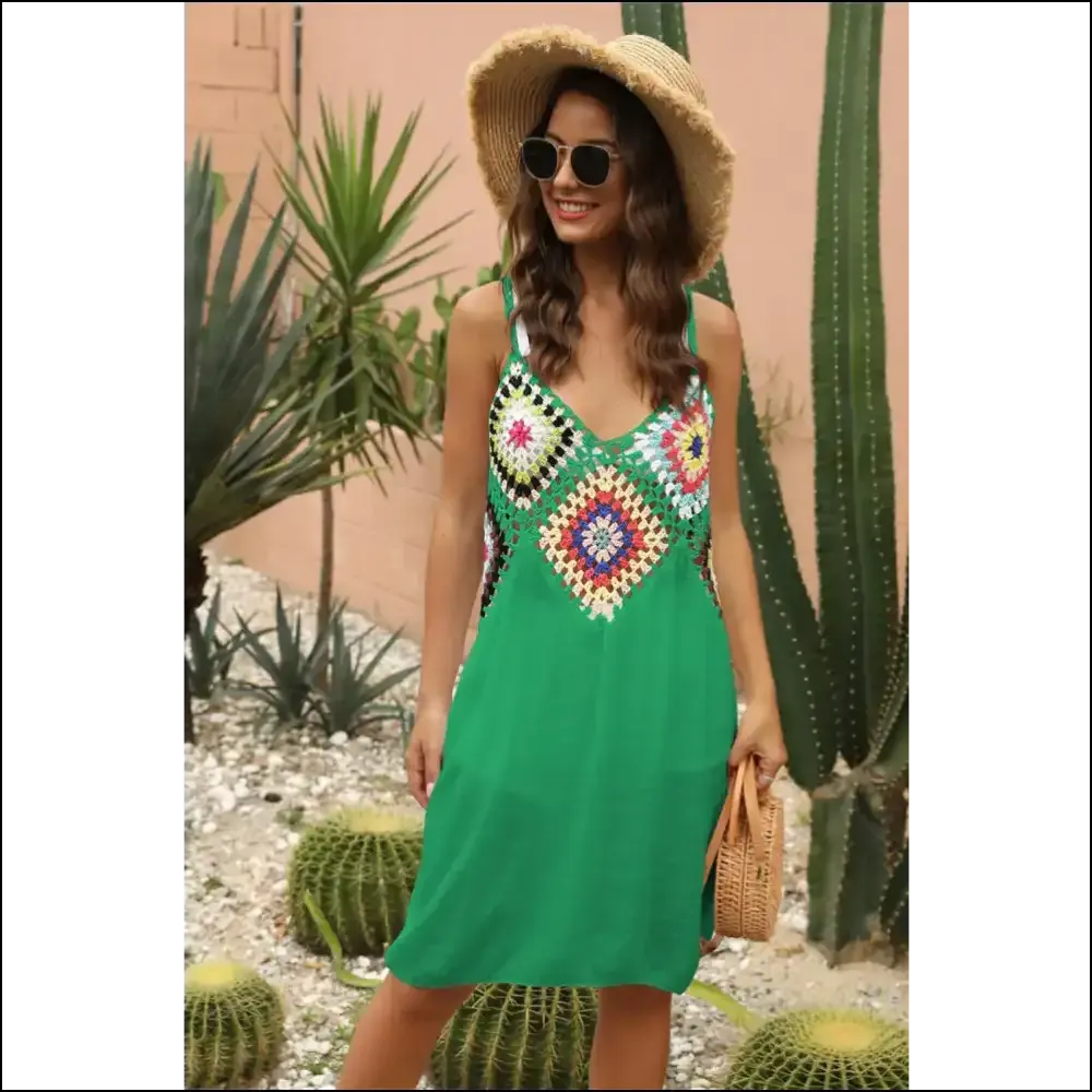 Unleash your Inner Diva with our Chic Geometric V-neck Cover Up Dress! 💃✨