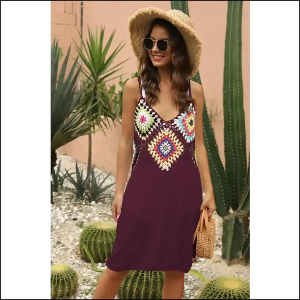 Unleash your Inner Diva with our Chic Geometric V-neck Cover Up Dress! 💃✨