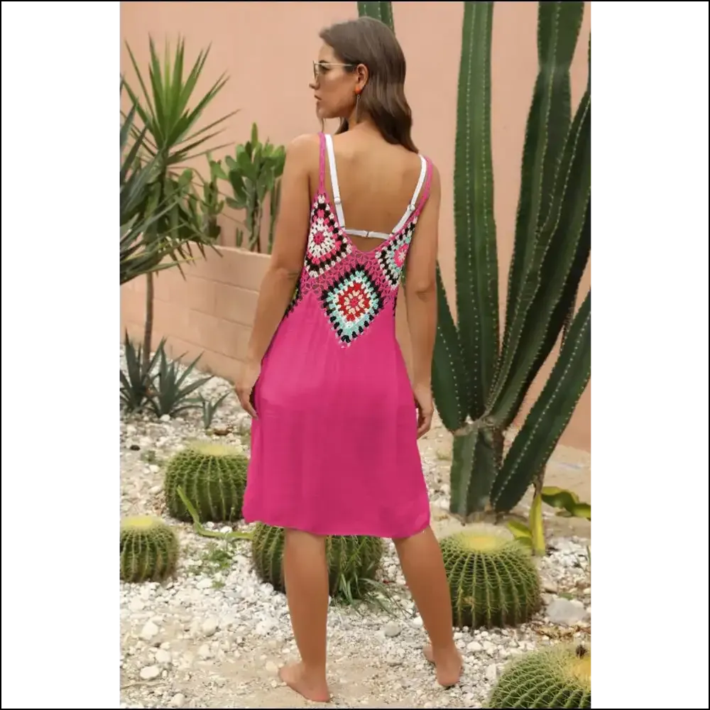 Unleash your Inner Diva with our Chic Geometric V-neck Cover Up Dress! 💃✨