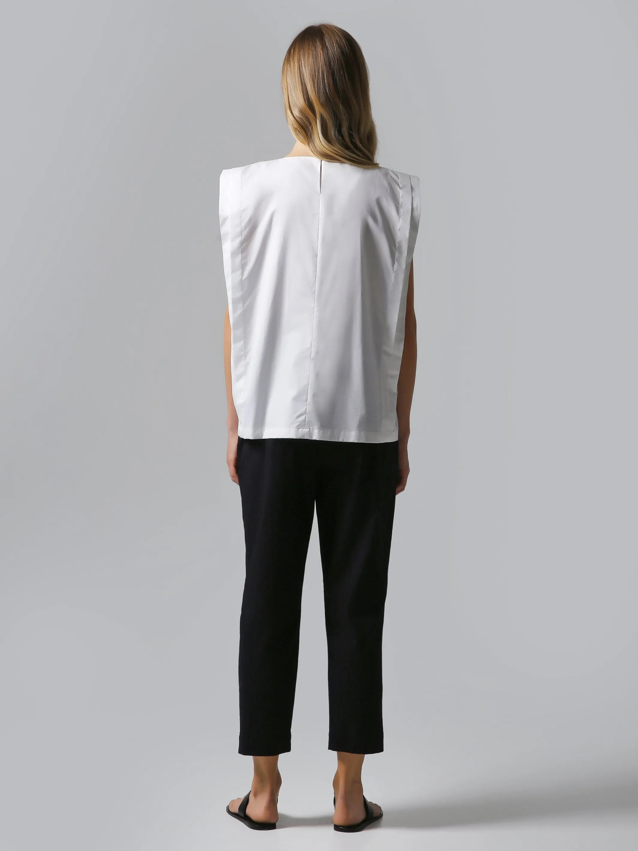 Visaltes Sleeveless Poplin Top