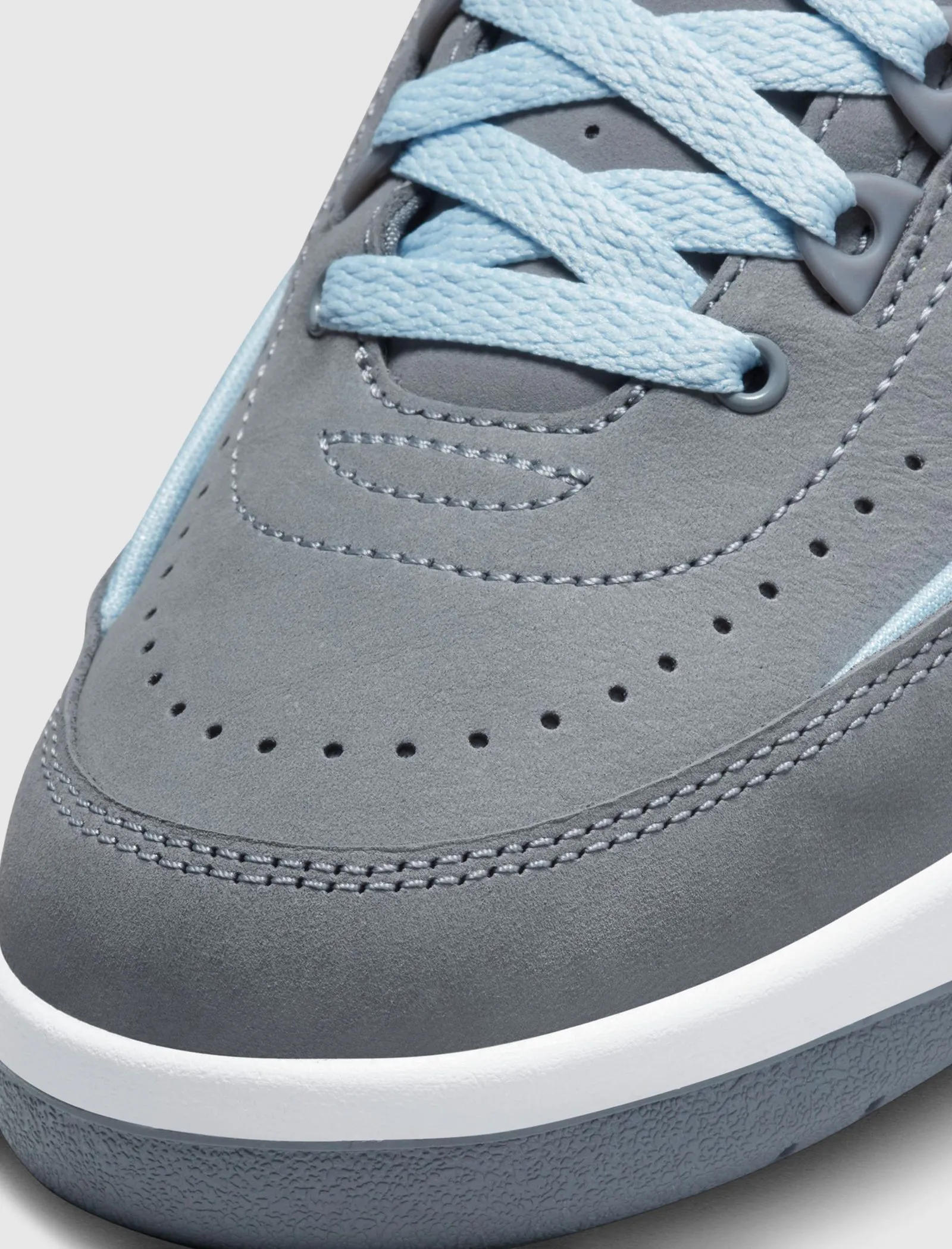 WOMEN'S AIR JORDAN 2 RETRO "COOL GREY"