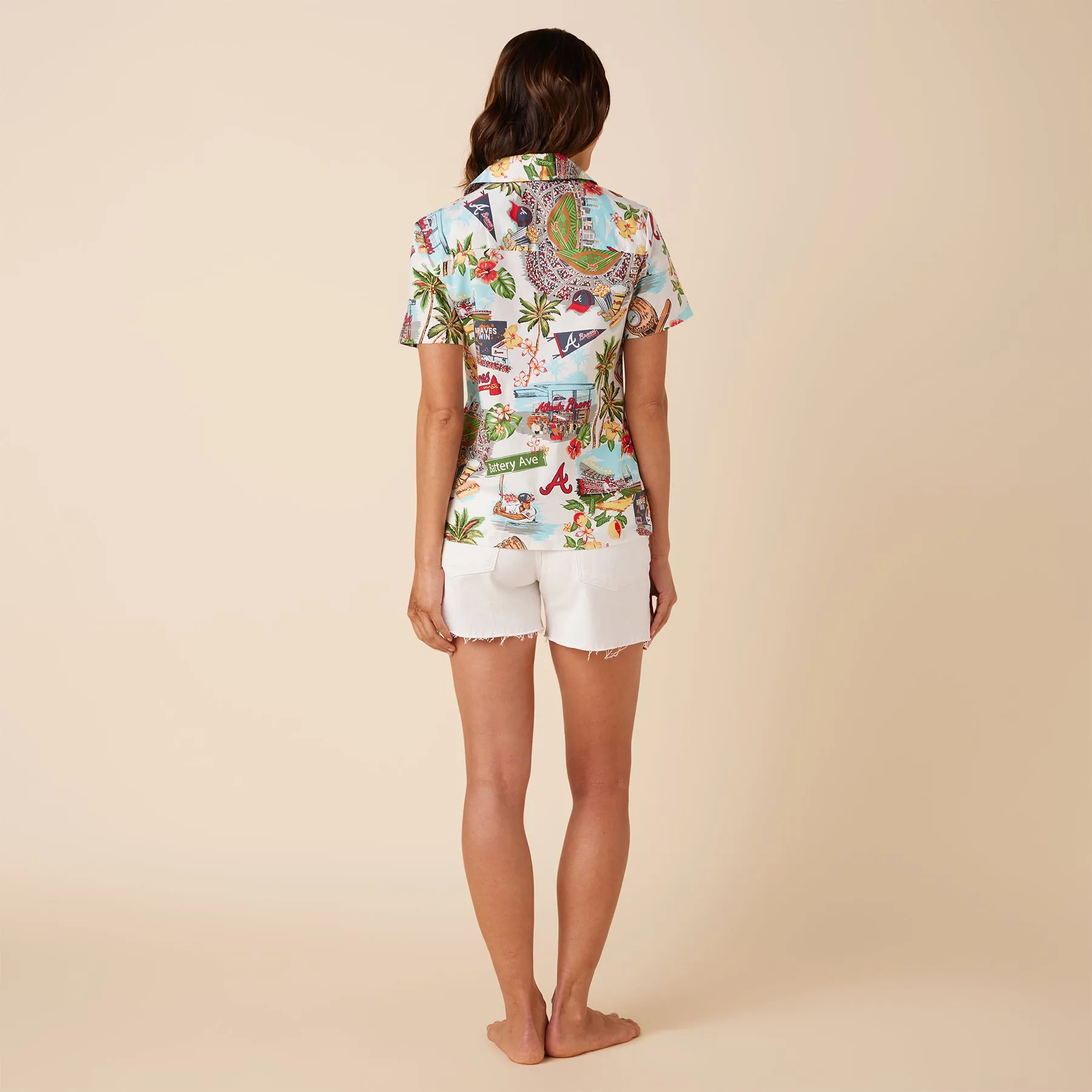 WOMEN'S ATLANTA BRAVES SCENIC CAMP SHIRT