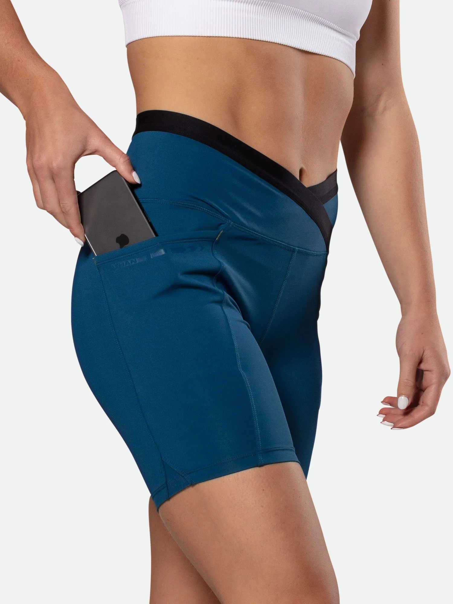 Women's Crossover Shorts