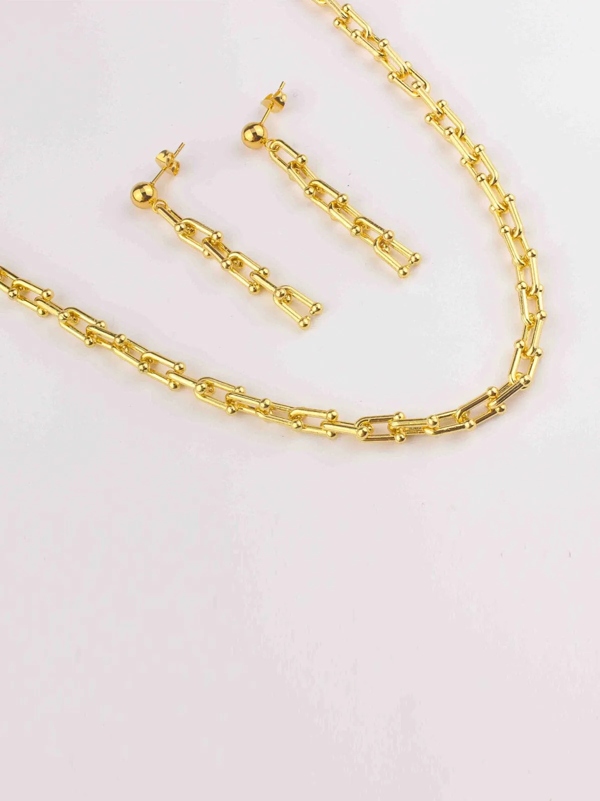 WOMEN'S GOLD STAINLESS STEEL EARRINGS & NECKLACE SET