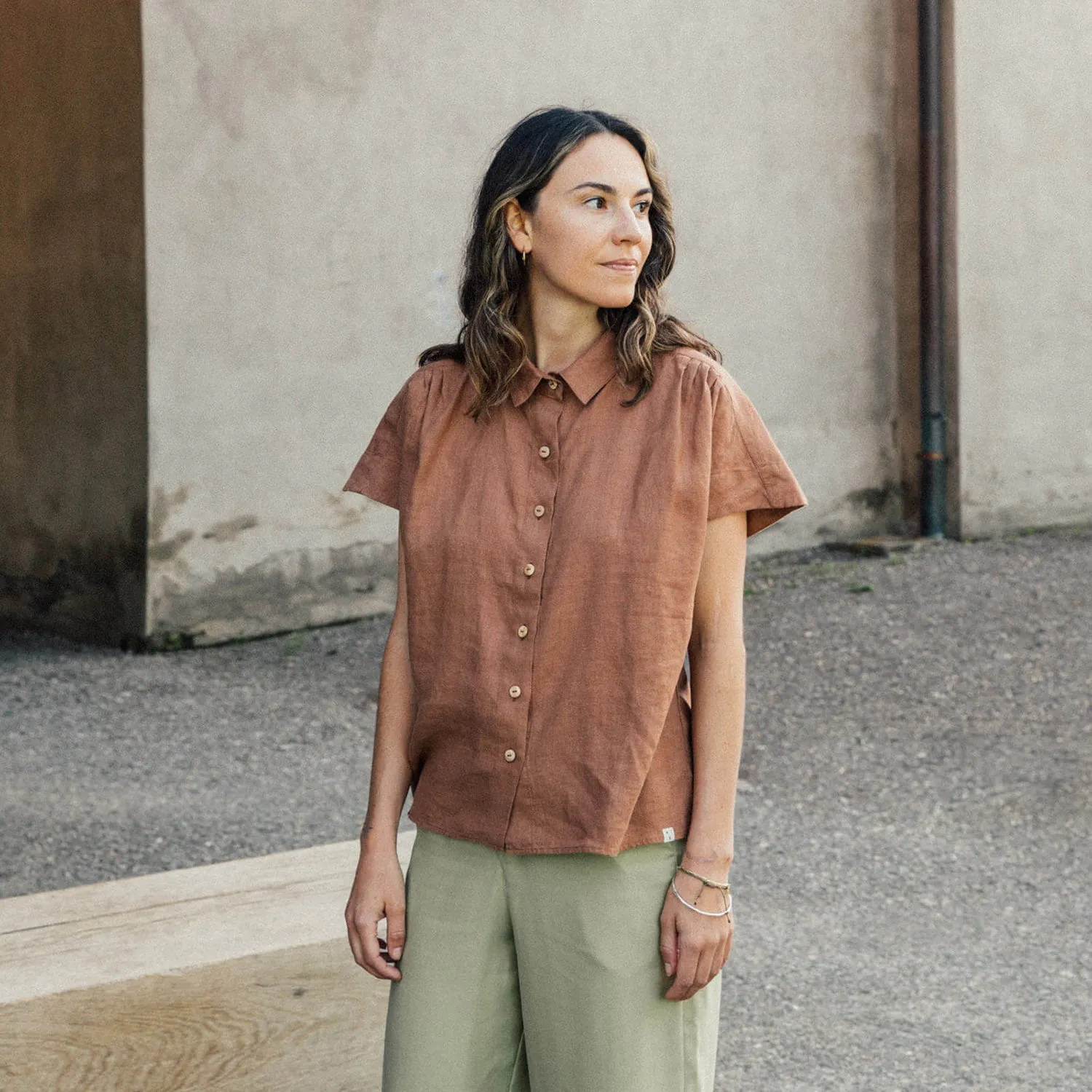 Women's Linen Blouse - Coffee