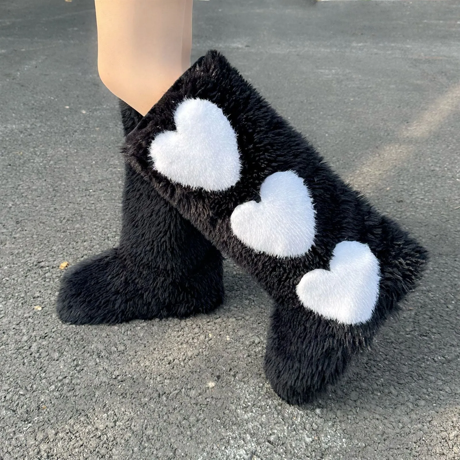 Women's Thick Fleece-Lined Warm Love Snow Boots.