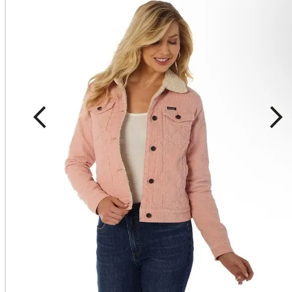 Wrangler Women's Retro Sherpa Lined Pink Corduroy Jacket Size Medium