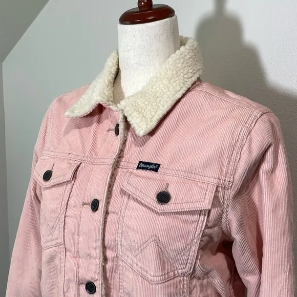 Wrangler Women's Retro Sherpa Lined Pink Corduroy Jacket Size Medium