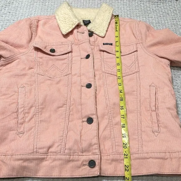 Wrangler Women's Retro Sherpa Lined Pink Corduroy Jacket Size Medium
